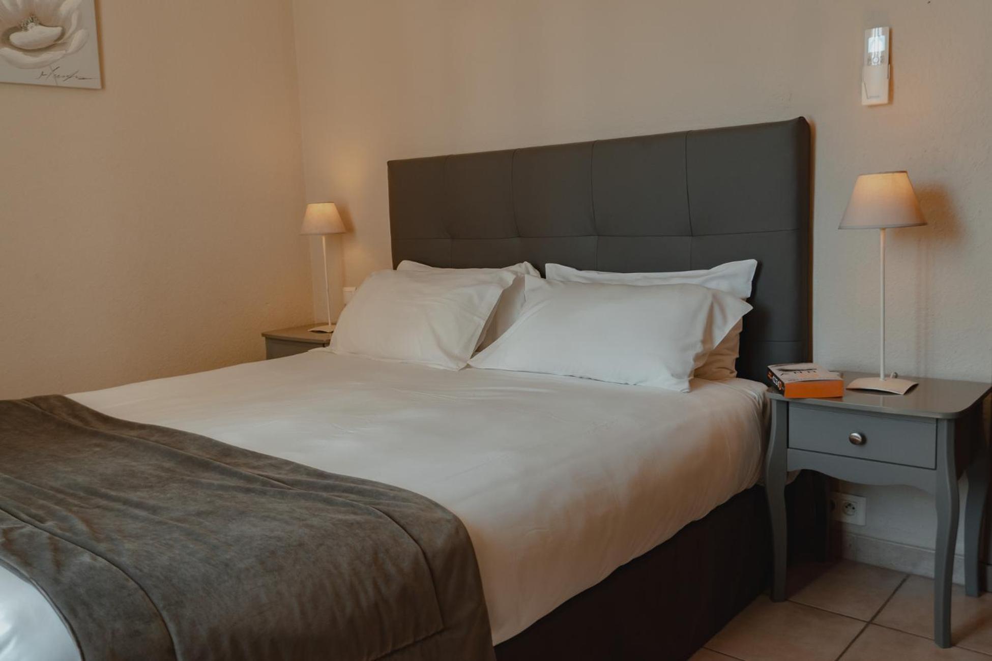 Les Magnanarelles Hotel